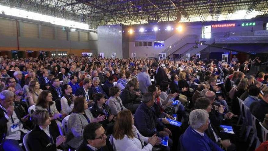 Compromisarios del PP, ayer en Ourense.