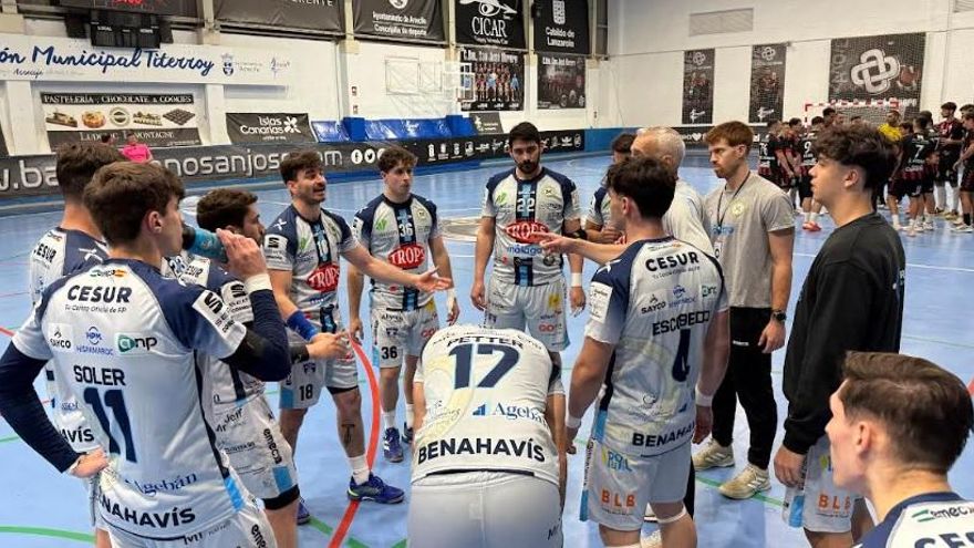 El Trops Málaga deja escapar seis goles de ventaja en Lanzarote (26-26)