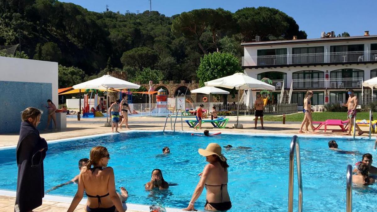 Piscina d&#039;un hotel de la Costa Brava