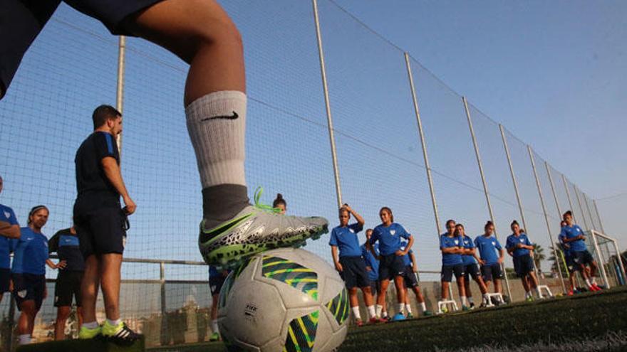 Las chicas del fútbol femenino tienen garra