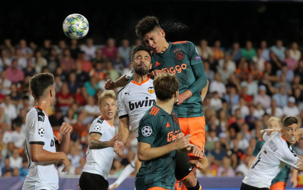 Valencia CF - Ajax: Las mejores fotos