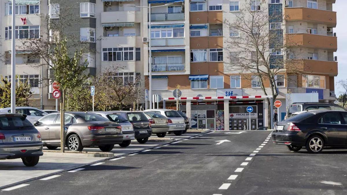 Aparcamientos en Nuevo Cáceres.