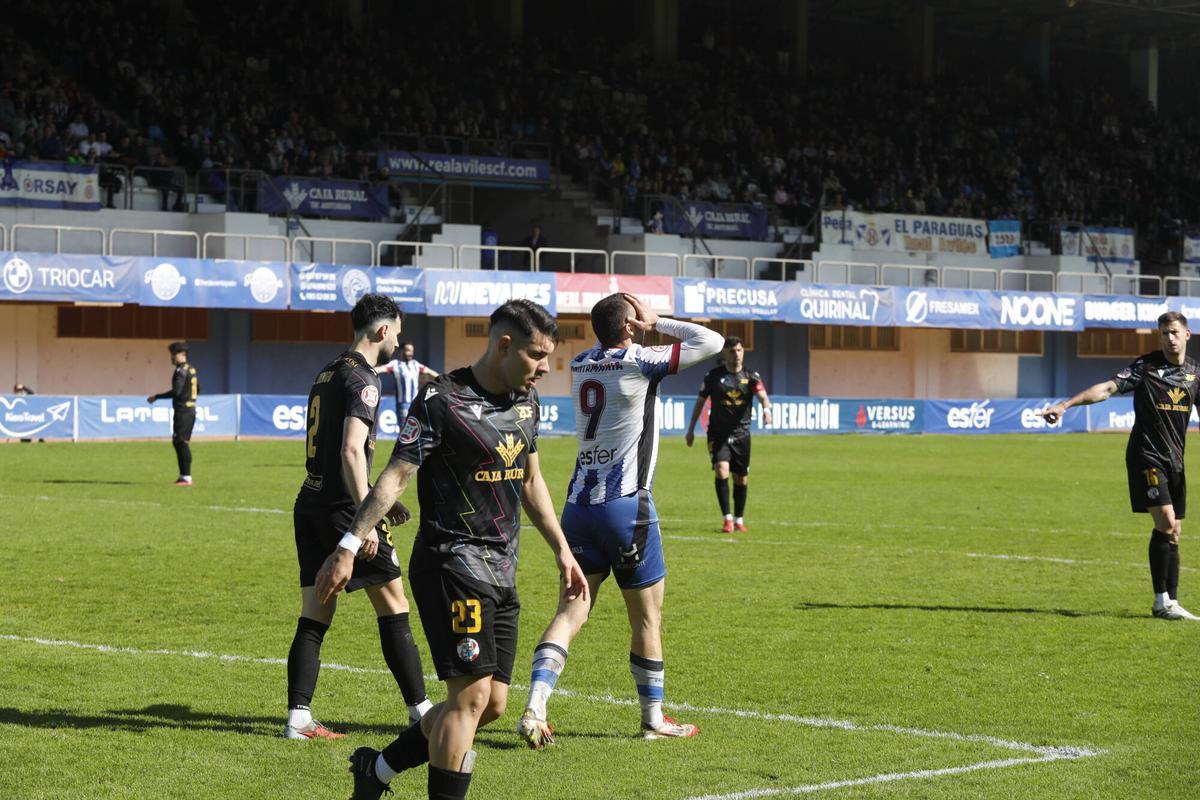 EN IMÁGENES: El partido entre el Real Avilés y el Zamora