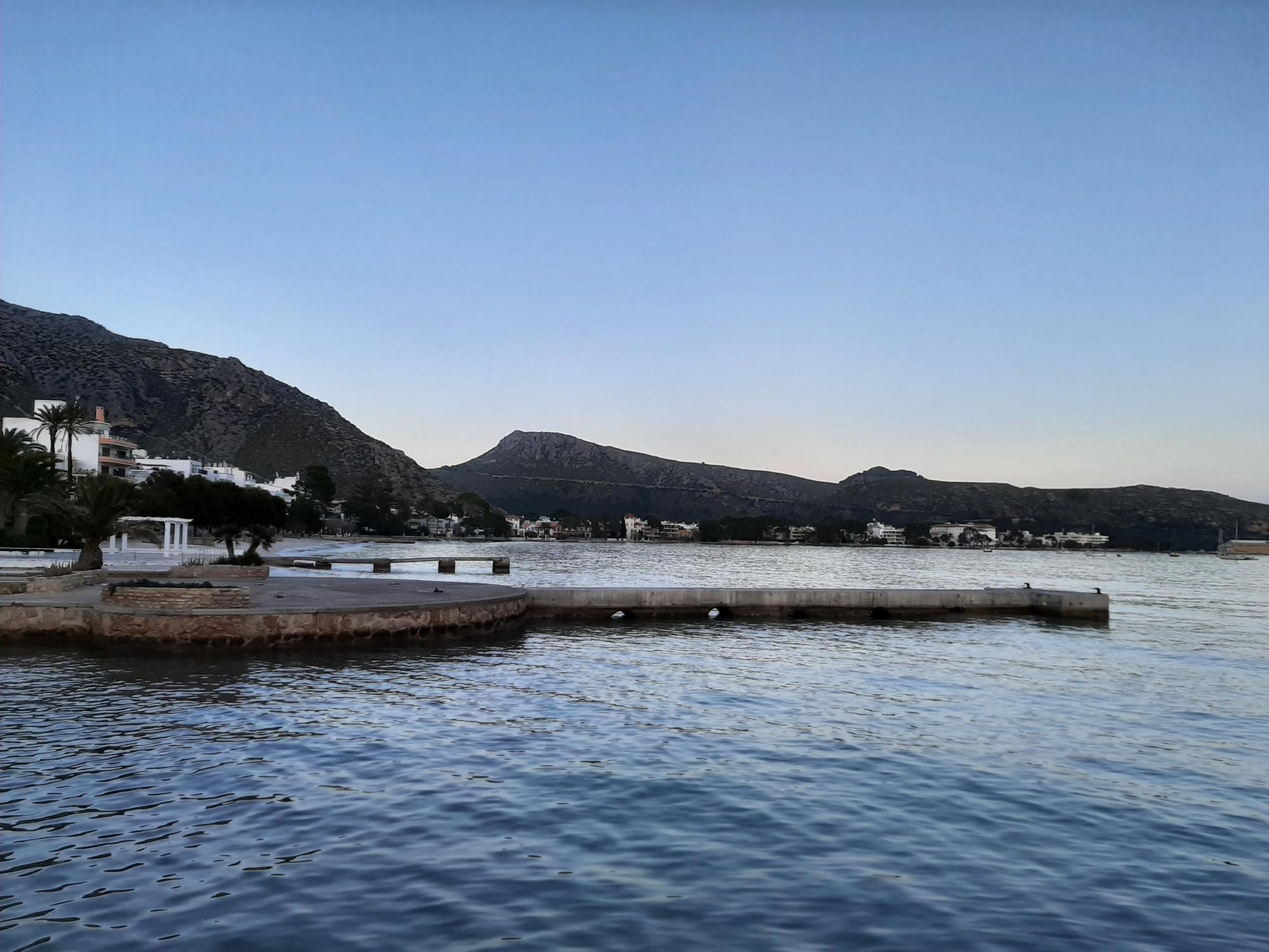 Port de Pollença - ein Urlaubsort auf Mallorca im Winterschlaf