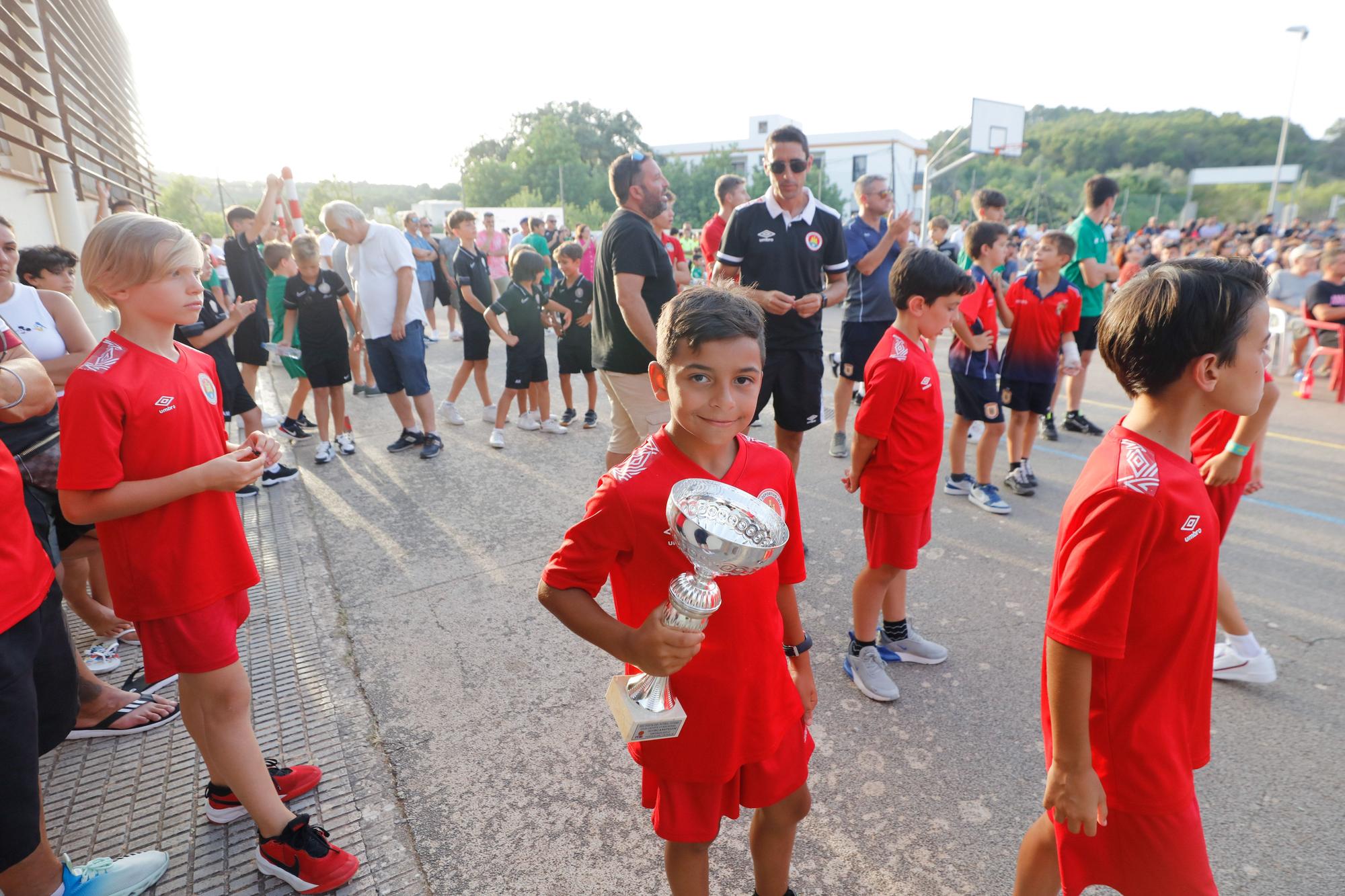 Las imágenes del regreso de la fiesta del fútbol de Ibiza y Formentera