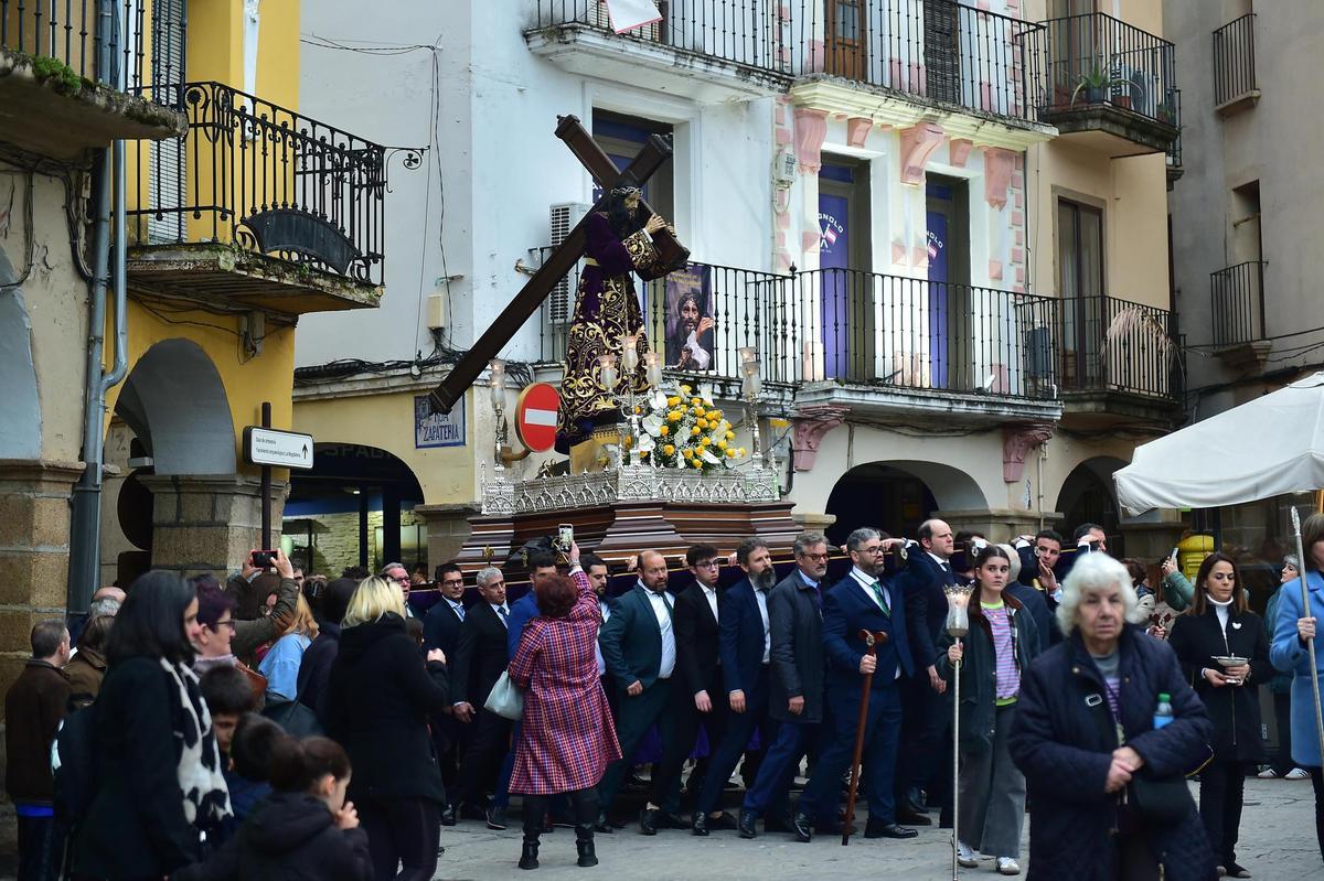 Salida Extraordinaria de Nuestro Padre Jesús Nazareno de Plasencia en su 95 aniversario