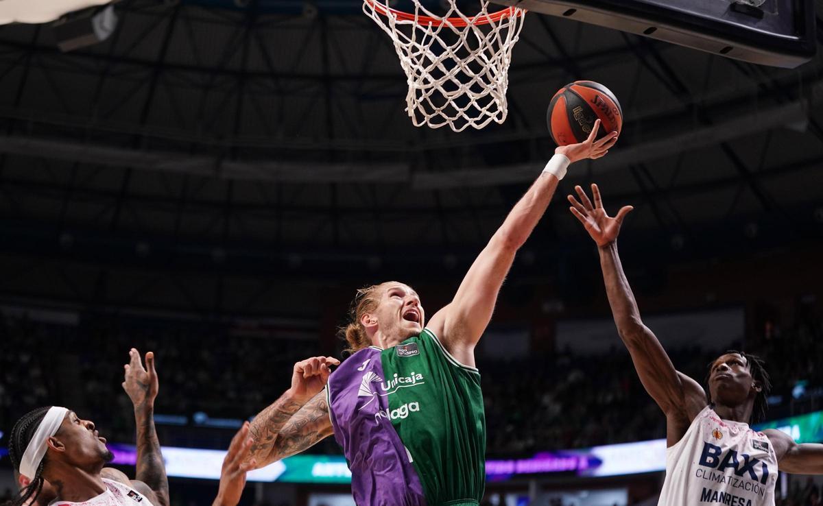 El Unicaja - Manresa de la Liga Endesa 23/24, en imágenes.