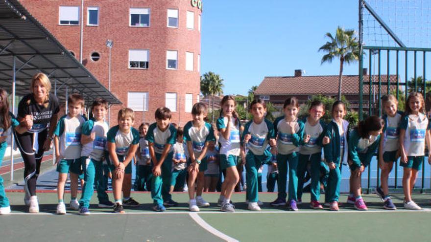 Alumnos de Mas Camarena corren contra la leucemia infantil