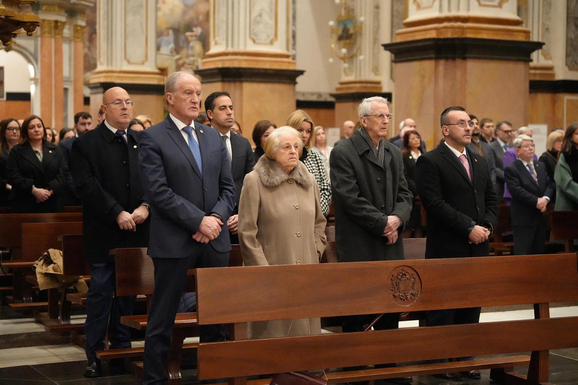 Las fotos de la misa para conmemorar el 50º aniversario de la Junta Central de Semana Santa de Vila-real