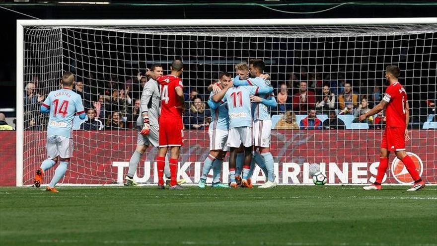 El Celta golea al Sevilla y se suma a la pelea europea