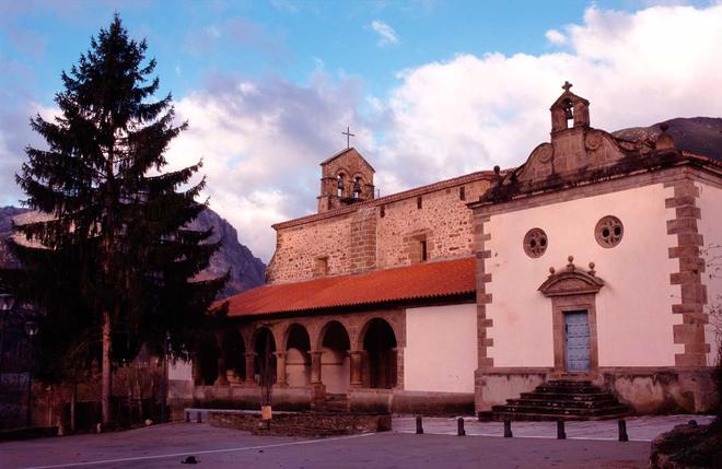 Colegiata de Santa Maria de Tanes