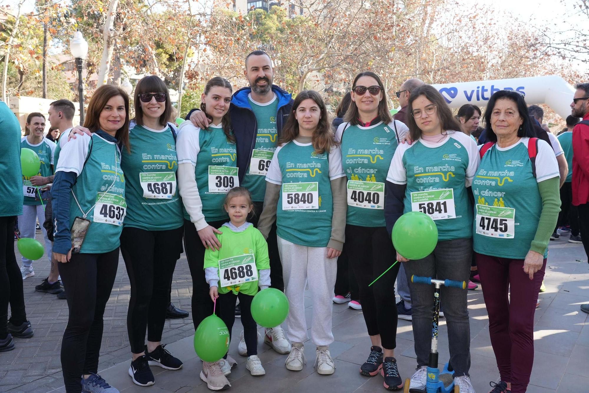 Galería I Búscate en nuestra macrogalería de fotos de la Marcha Contra el Cáncer de Castelló