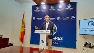 El PP de Extremadura considera "una tomadura de pelo" la entrada de Gallardo en la Asamblea