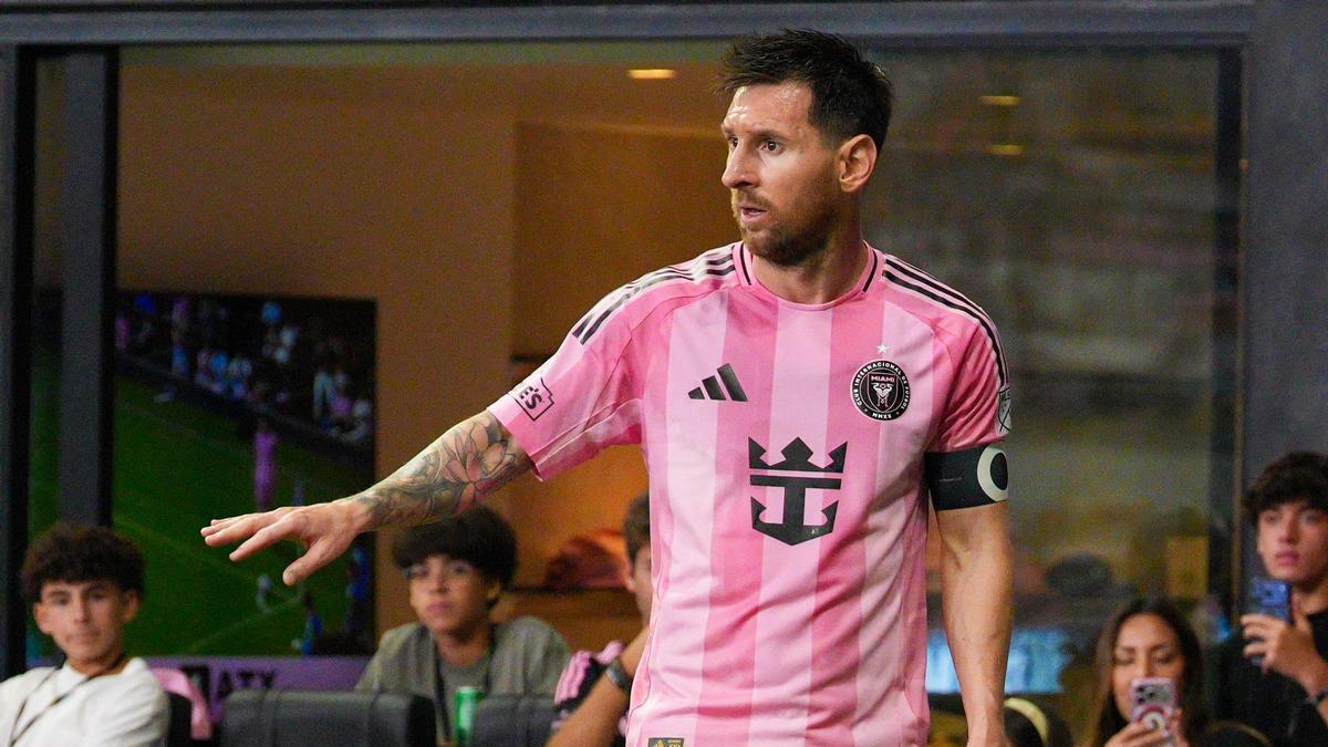 Leo Messi sufre una sobrecarga en los isquiotibiales