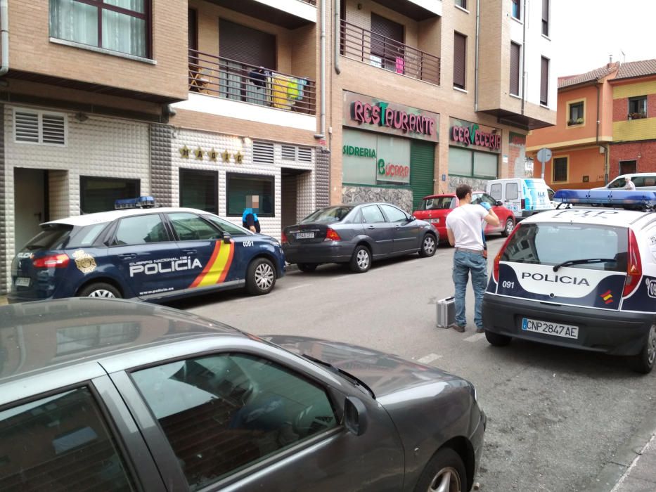 Herido un hombre en un bar de La Felguera tras recibir tres disparos