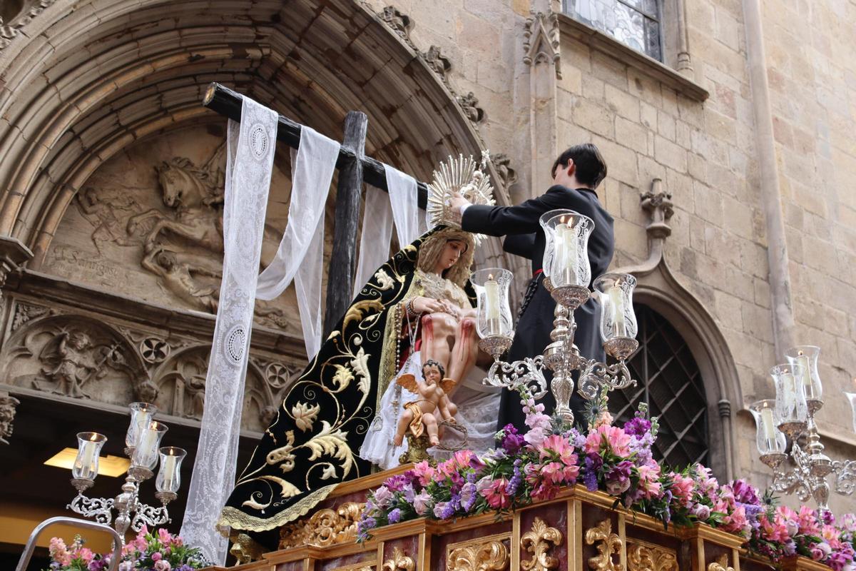 Virgen de las Angustias de la Hermandad y Cofradía de Nuestra Señora de las Angustias