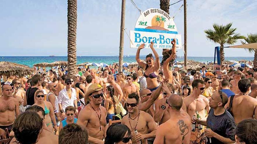 Adiós a Bora Bora Ibiza: así han sido sus fiestas durante 40 años