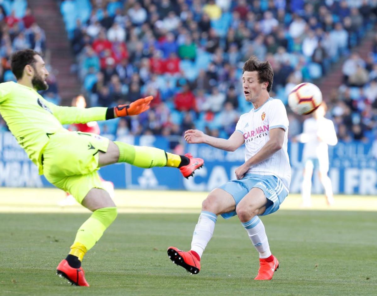 Marc Gual, en un partido de la 18-19 con el Zaragoza.