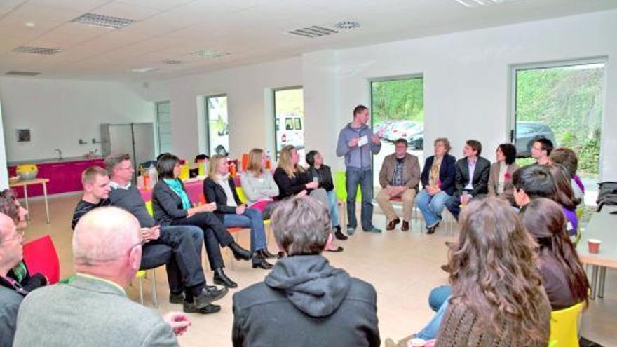 Representantes de las dos delegaciones europeas, en la visita a las instalaciones del pozo Entrego.