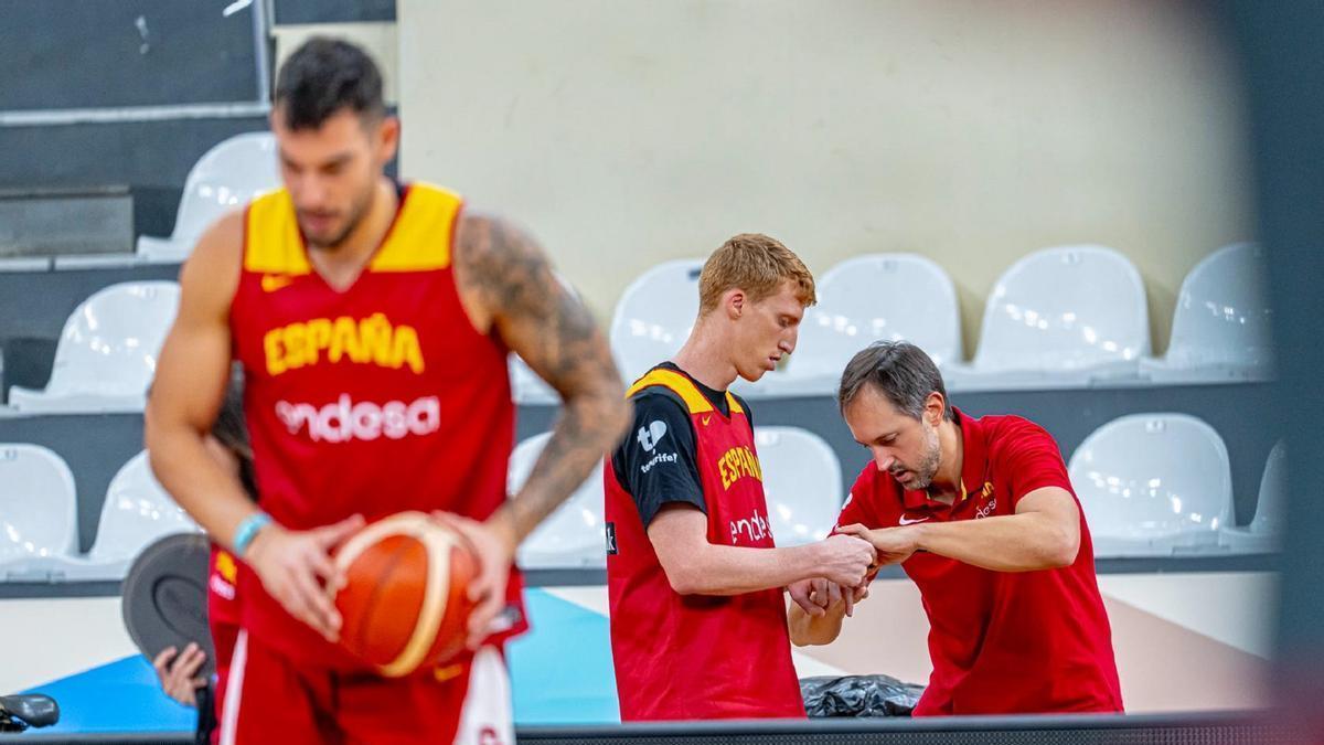 Willy Hernangómez y Alberto Díaz estarán ahora en la selección como compañeros del Unicaja.