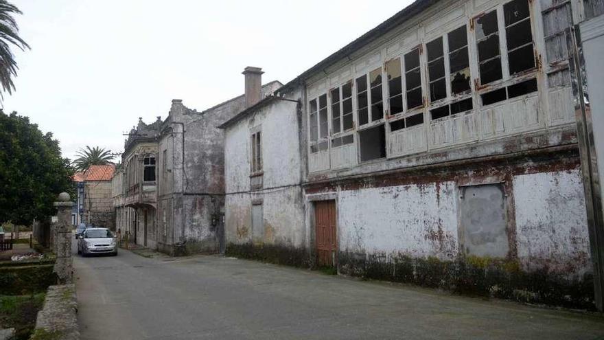 Casas modernistas de A Illa de Arousa. // Noé Parga