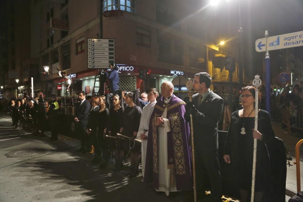 La Esperanza y el Cristo de la Caída protagonizaron el Encuentro en la Vía Doloresa de la Semana Santa de Torrevieja