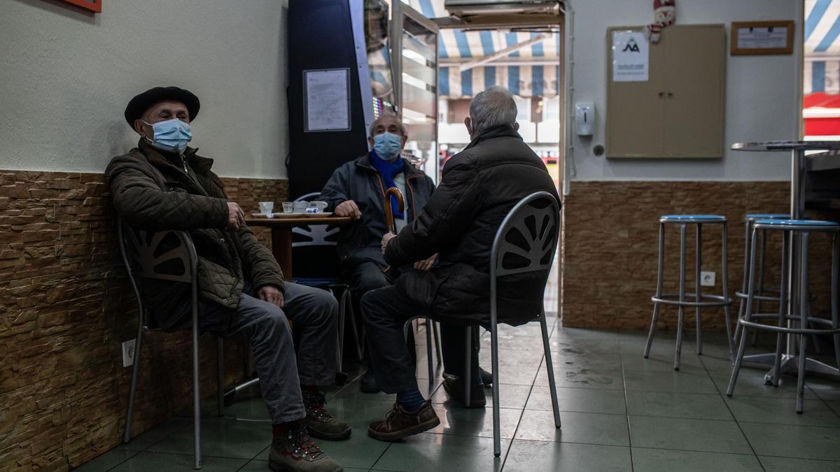 GALERÍA | Así es en imágenes la reapertura de bares, centros comerciales y gimnasios en Zamora