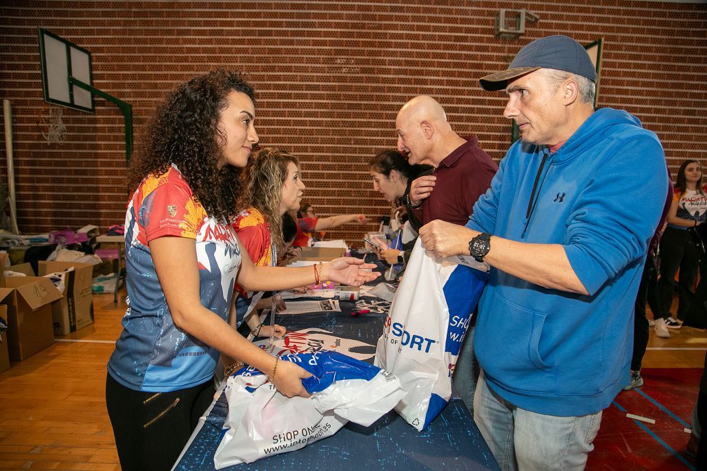 Entrega de dorsales del TotalEnergies Murcia Maraton Costa Calida