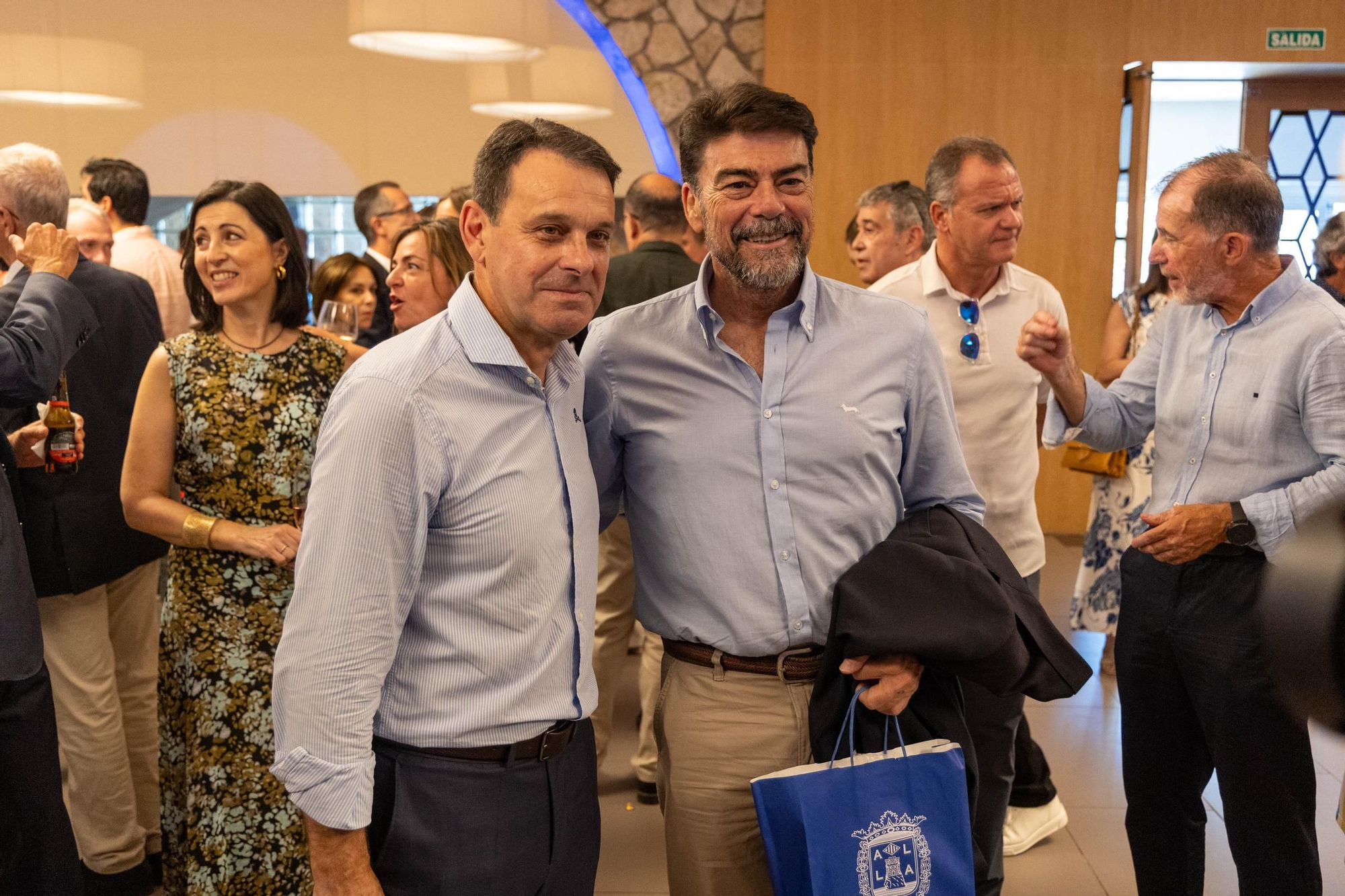 Comida de despedida al Coronel de la Guardia Civil de la Comandancia de Alicante, José Hernández Mosquera