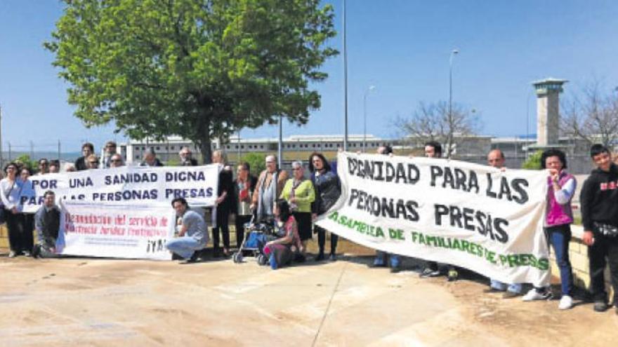 Los reclusos de Alcolea llevan ya un año sin servicio jurídico