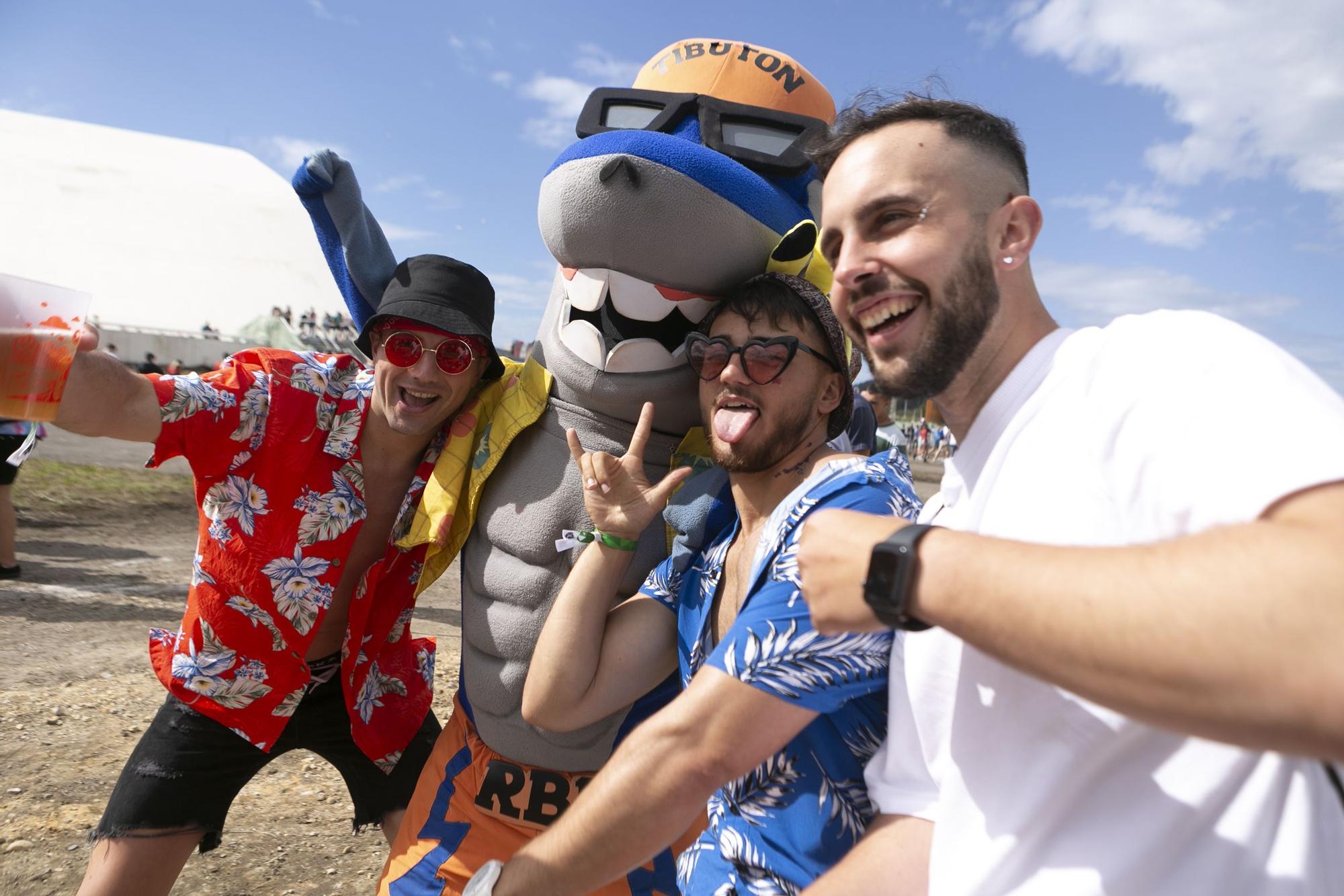 El Reggaeton Beach Festival de Avilés, en imágenes