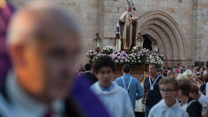 La Virgen del Carmen de San Isidoro en su tradicional procesión por Zamora.