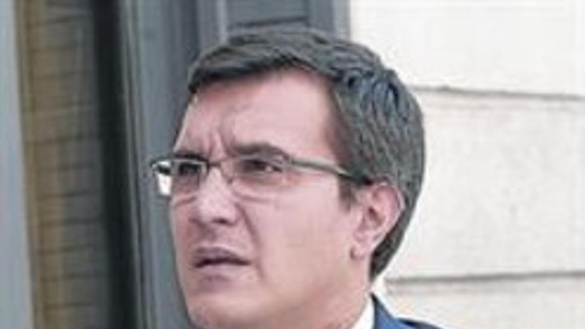 José Luis Ayllón.