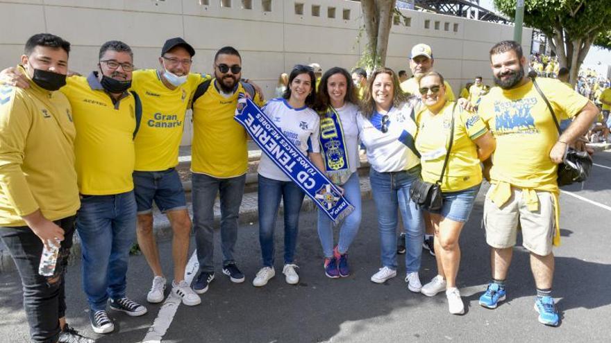 Ambiente durante el derbi en el Estadio de Gran Canaria