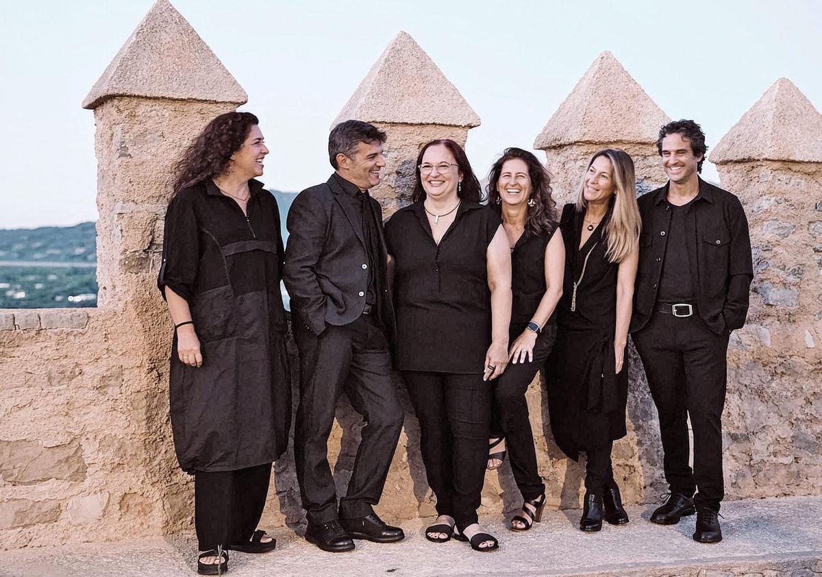 Esther, Sofía, Begoña, Carol, Guillem i Joaquim.