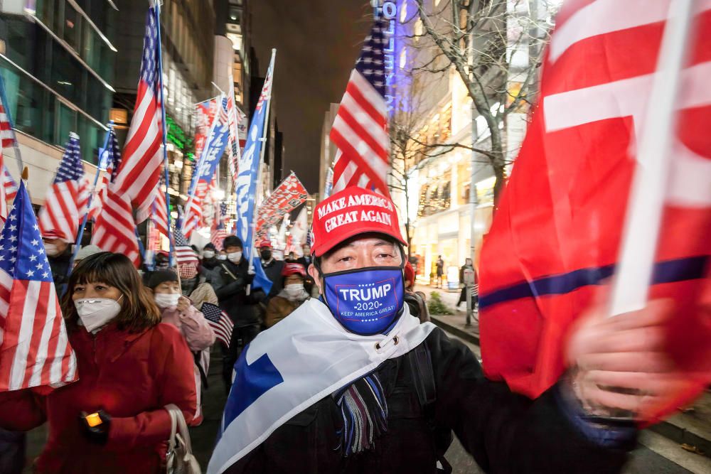 Una torba de seguidors de Trump assalta el Capitol