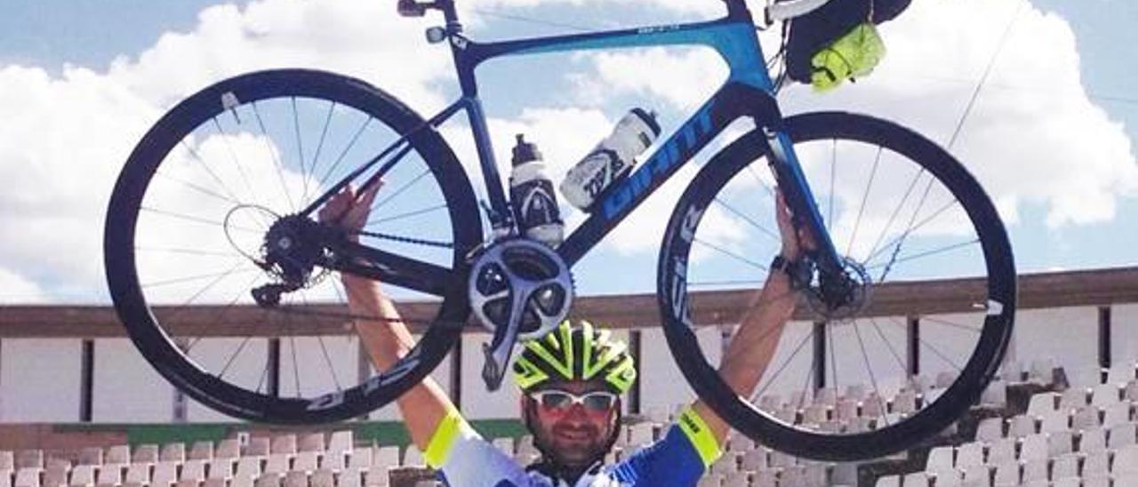 Bou invierte 34 horas en acabar una prueba ciclista