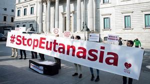 zentauroepp52251482 eutanasia madrid200226103945