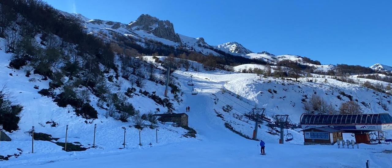 La estación de esquí de Fuentes de Invierno, esta semana
