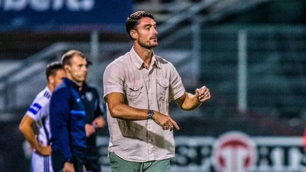 Albert Riera, durante un aprtido