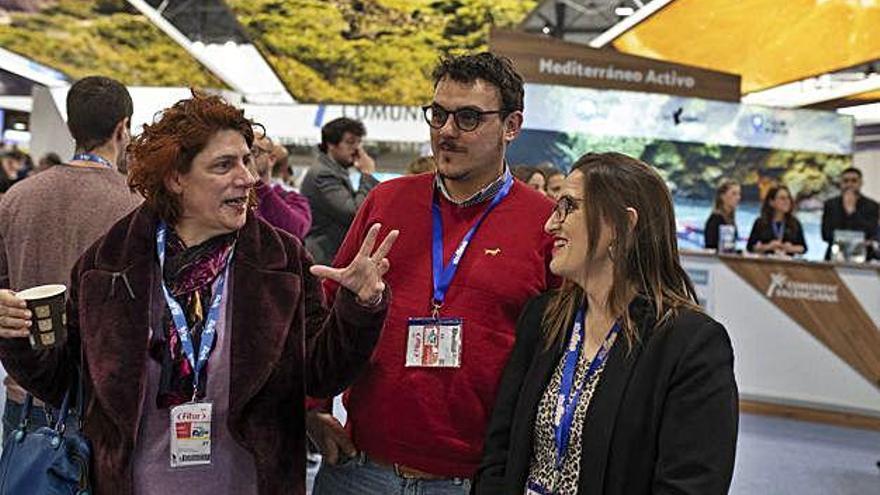 El alcalde de Toro, Tomás del Bien, ayer en la Feria de Fitur donde el Ayuntamiento y la Ruta del Vino de Toro presentan sus ofertas y actividades.