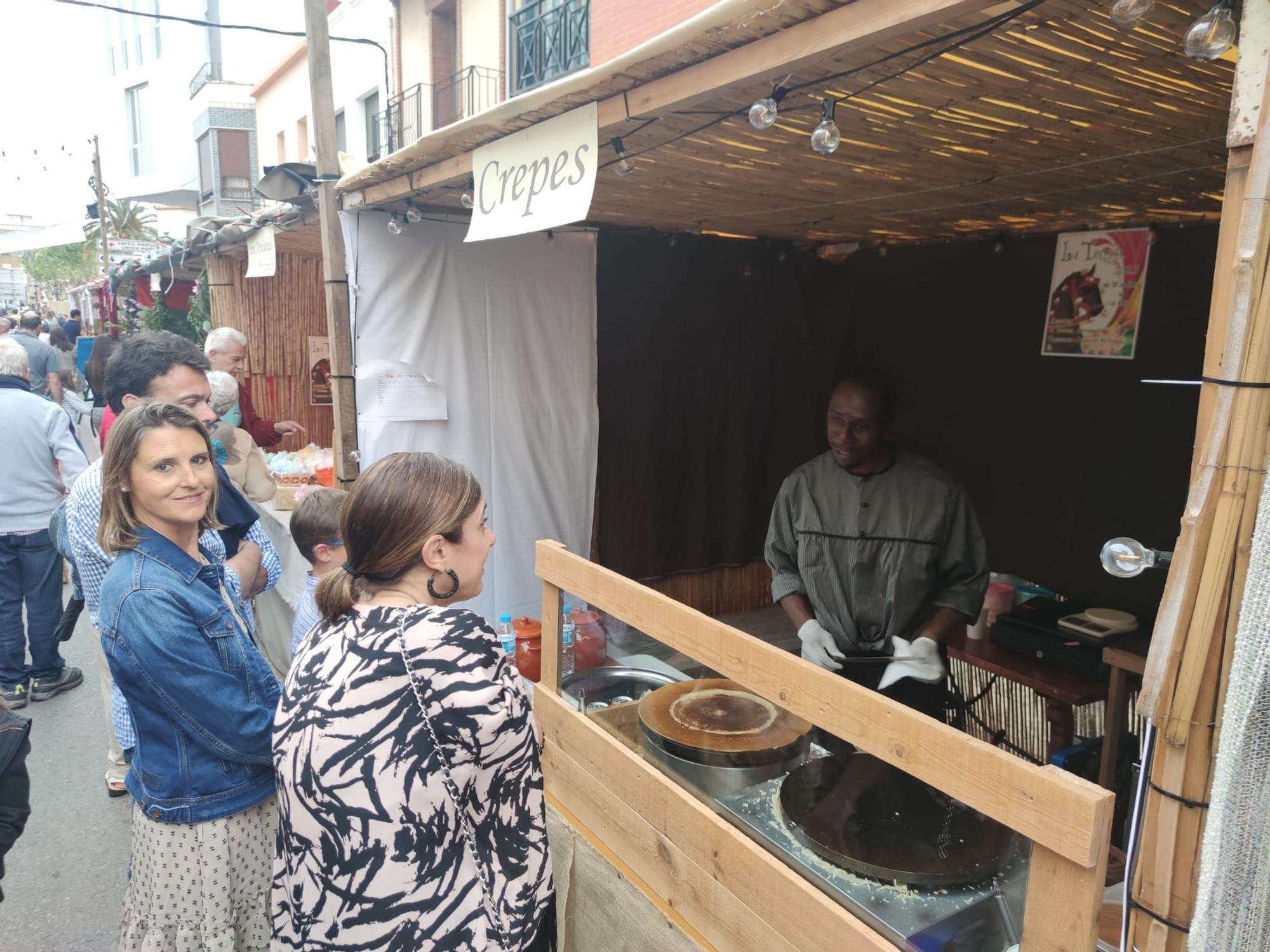 ¡Búscate en la macrogalería! Castellón vive un puente de fiestas en los municipios