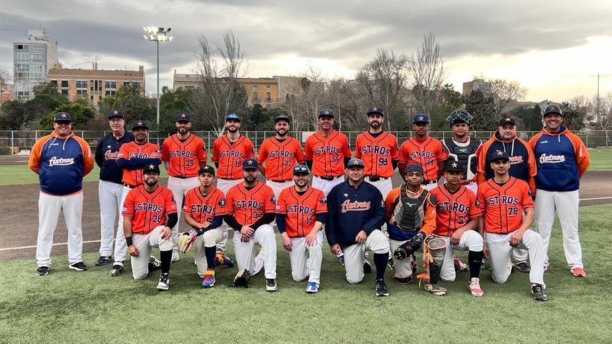 Doble victoria para el Beisbol Astros en el inicio de la Liga