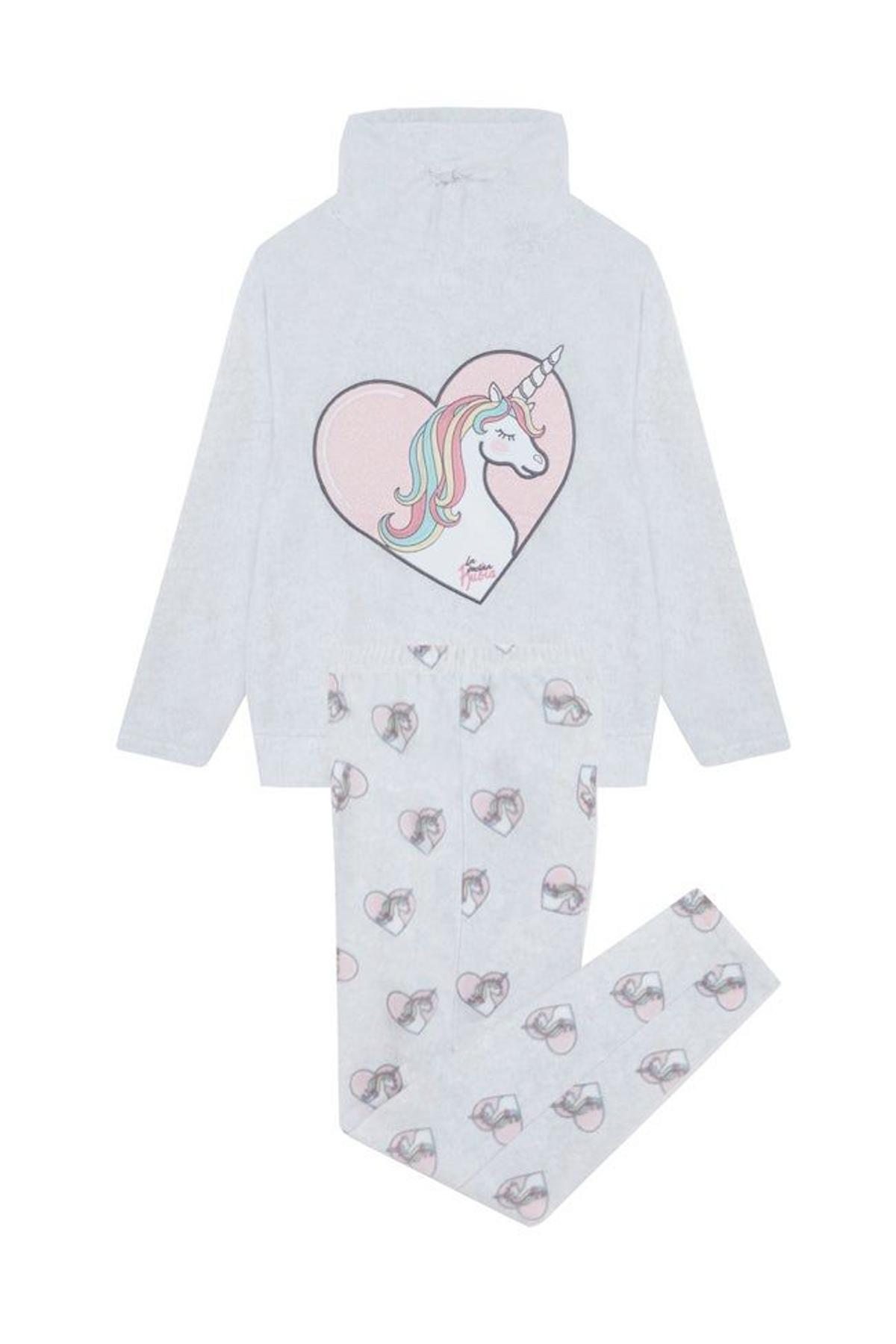 Pijama de unicornios (Precio: c.p.v)