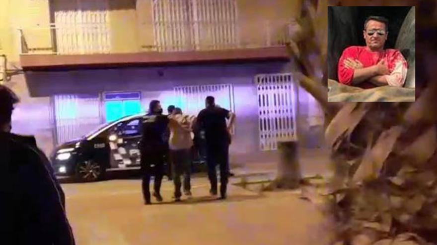 Un momento de la detención del sospechoso (arriba a la derecha) el domingo por la noche en Mazarrón.