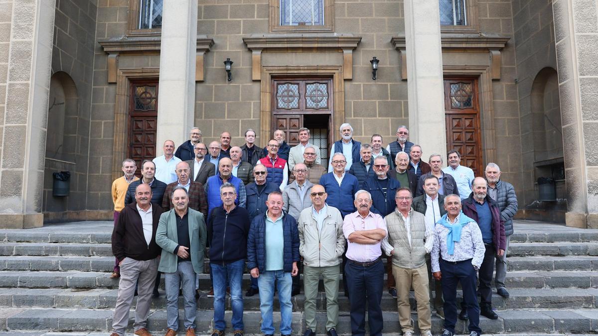 Los asistentes al reencuentro.