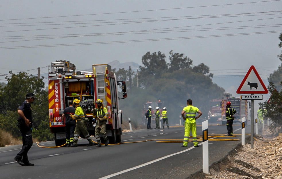 Una imagen del incendio en Santa Pola