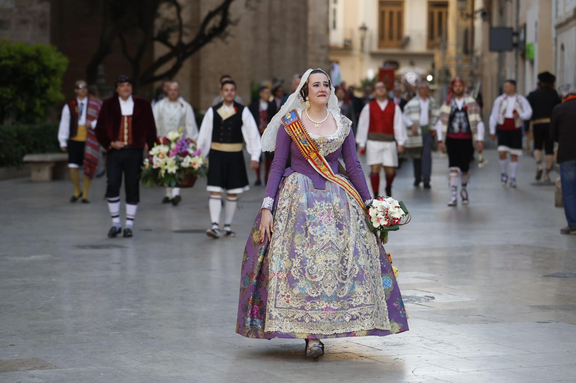 Ofrenda 2023 | Falleras Mayores e Infantiles de comisiones del 17 de Marzo (I)