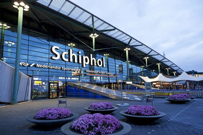 Amsterdam Airport Schiphol tiene un casino dentro para aquellos que se sienten con suerte