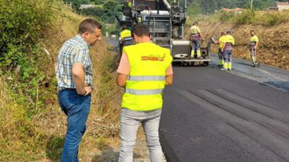 El alcalde en las obras. |   // FDV